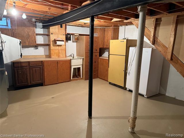 47071 Savannah Drive, Macomb, MI 48044