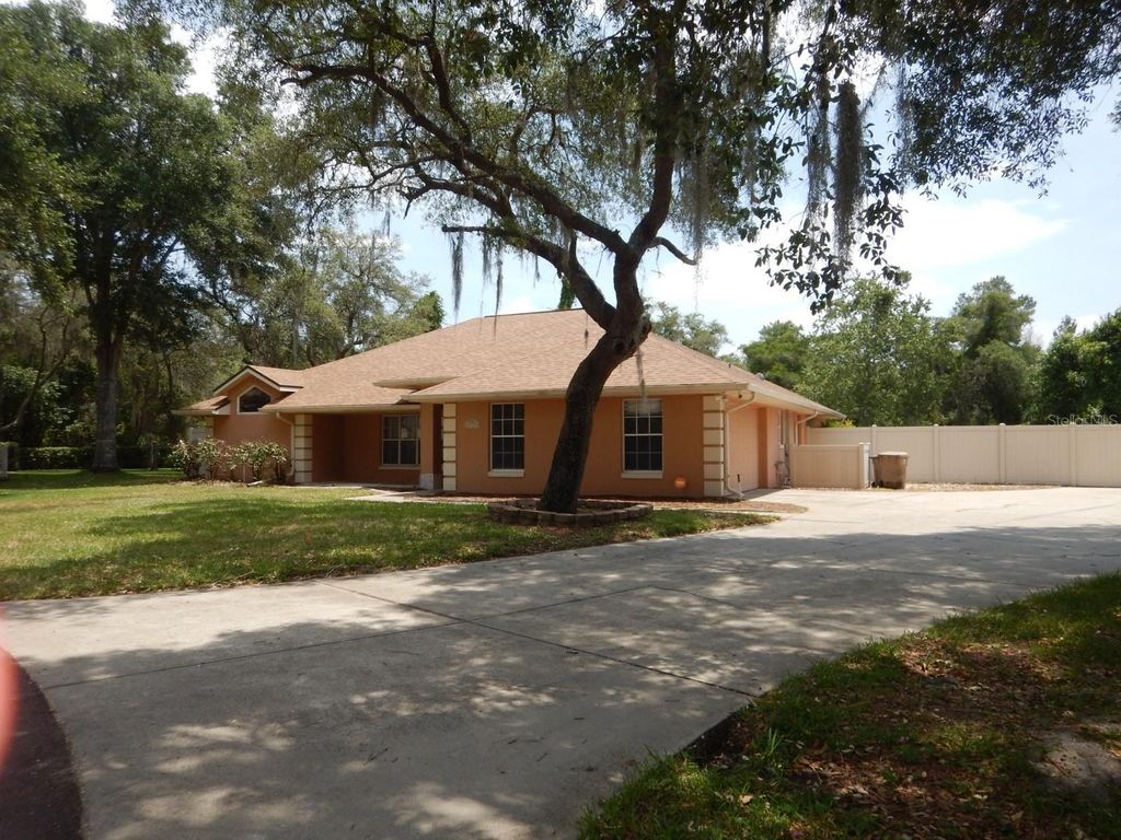 32905 INDIAN WOODS DRIVE, Leesburg, FL 34788