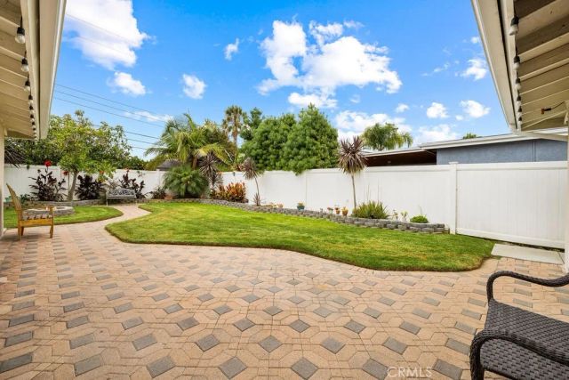 9572 Pollack, Huntington Beach, CA 92646