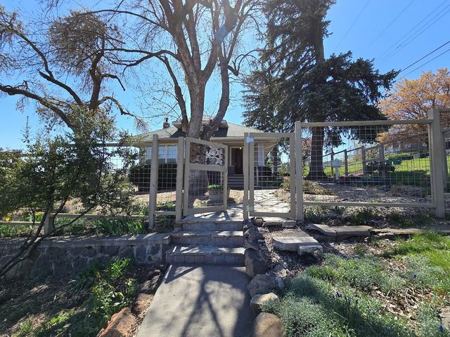 234 N 1st Street, Klamath Falls, OR 97601