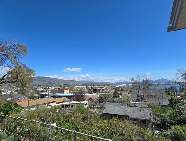 234 N 1st Street, Klamath Falls, OR 97601