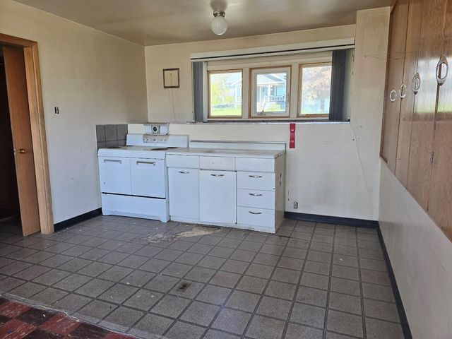 234 N 1st Street, Klamath Falls, OR 97601