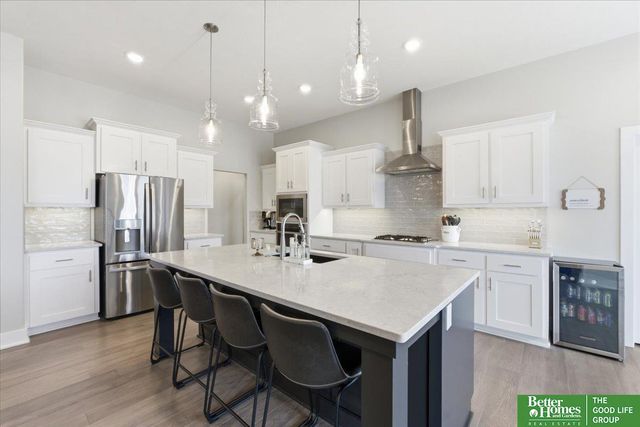 10360 S 103 Street, Papillion, NE 68046