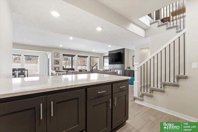 10360 S 103 Street, Papillion, NE 68046