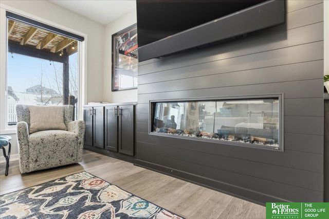 10360 S 103 Street, Papillion, NE 68046