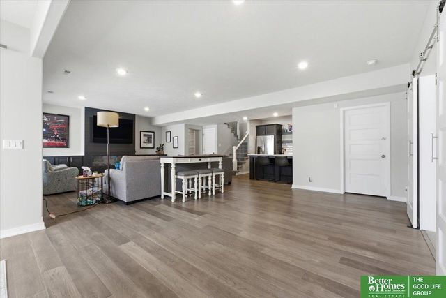 10360 S 103 Street, Papillion, NE 68046