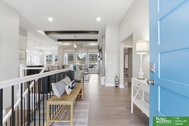 10360 S 103 Street, Papillion, NE 68046