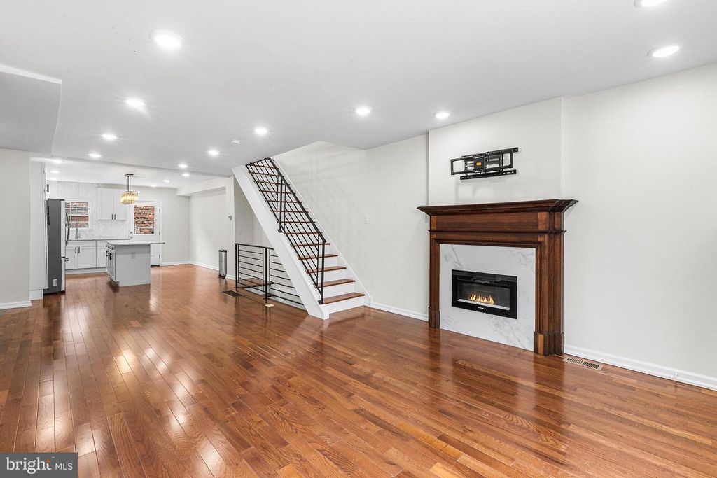 2921 ALMOND ST, PHILADELPHIA, PA 19134 — photo 3