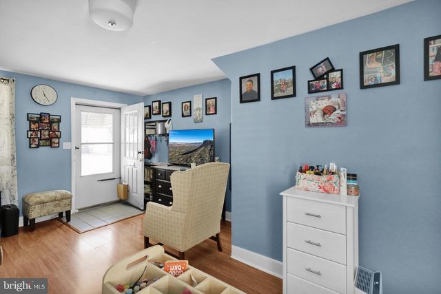 1122 BUTTONWOOD ST, Reading, PA 19604