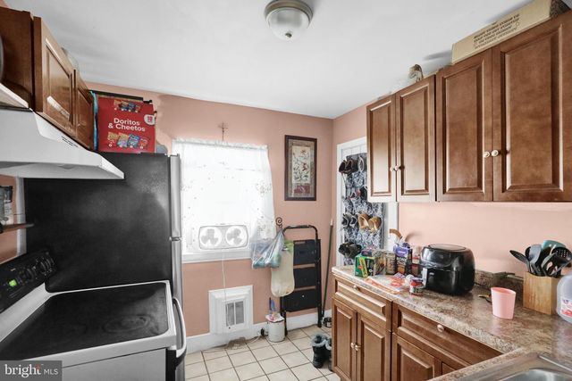 1122 BUTTONWOOD ST, Reading, PA 19604