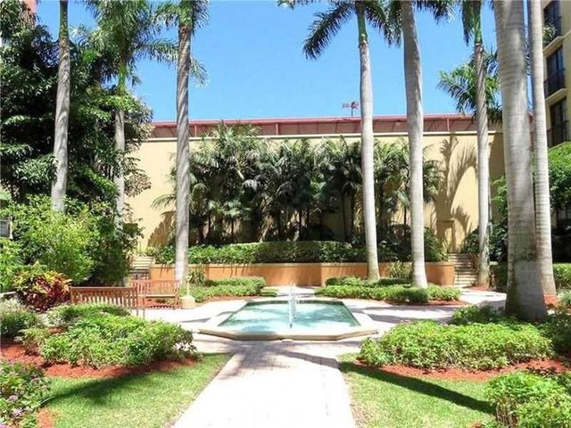 651 Okeechobee Blvd PH 1106, West Palm Beach, FL 33401