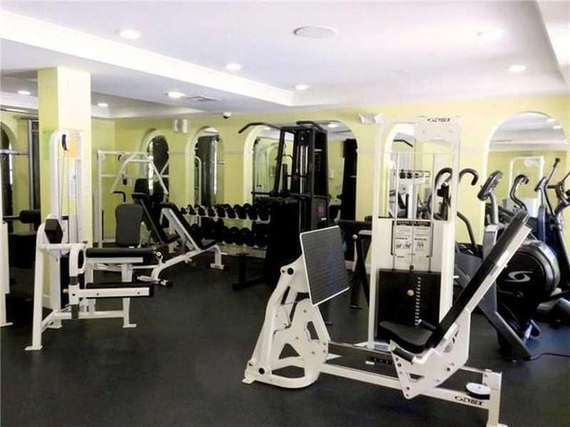 651 Okeechobee Blvd PH 1106, West Palm Beach, FL 33401