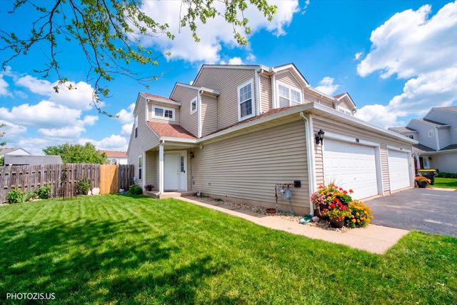 580 S Annandale Drive, Lake In The Hills, IL 60156