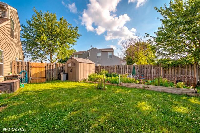 580 S Annandale Drive, Lake In The Hills, IL 60156