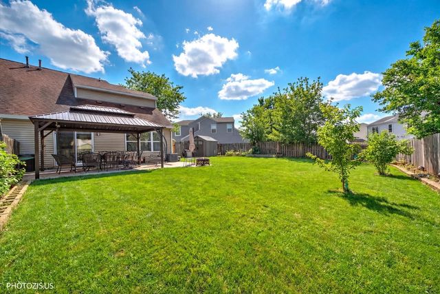 580 S Annandale Drive, Lake In The Hills, IL 60156