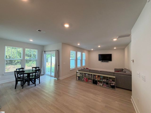 108 Amadahy Lane, Travelers Rest, SC 29690