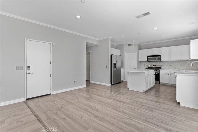 1439 Lochaber Court, Riverside, CA 92507