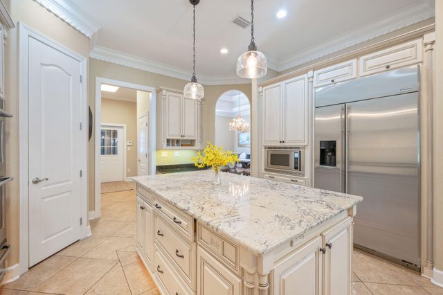 1530 Glenlake Circle, Niceville, FL 32578