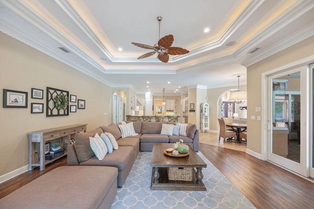 1530 Glenlake Circle, Niceville, FL 32578