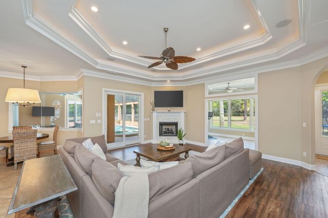 1530 Glenlake Circle, Niceville, FL 32578