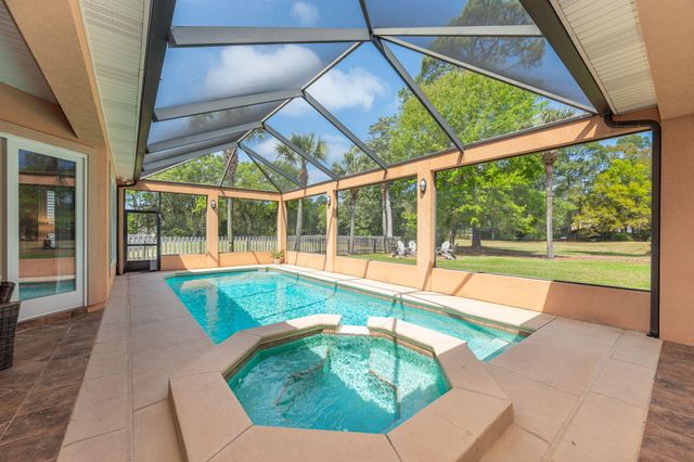 1530 Glenlake Circle, Niceville, FL 32578