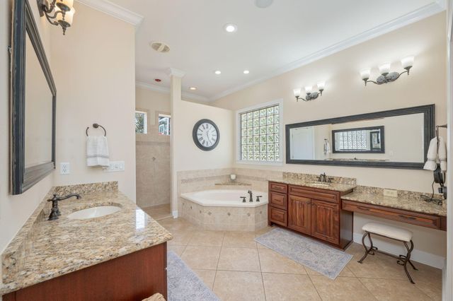 1530 Glenlake Circle, Niceville, FL 32578