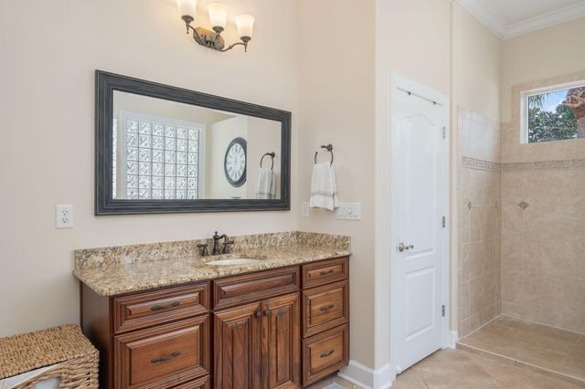 1530 Glenlake Circle, Niceville, FL 32578