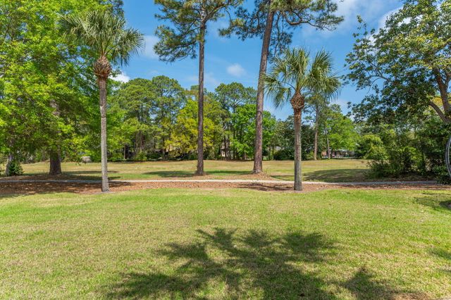 1530 Glenlake Circle, Niceville, FL 32578