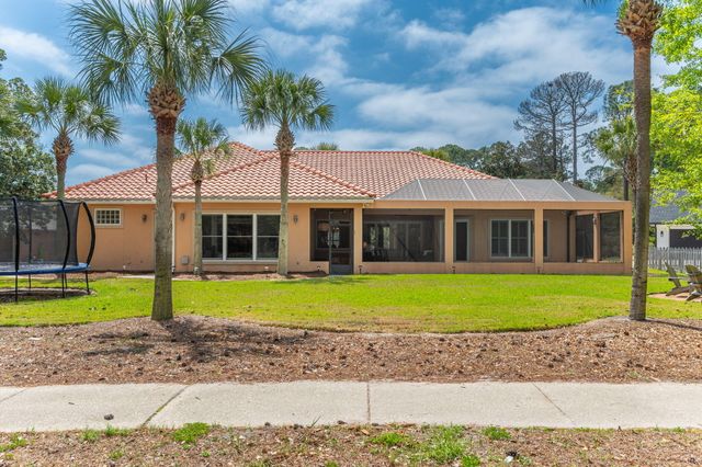 1530 Glenlake Circle, Niceville, FL 32578