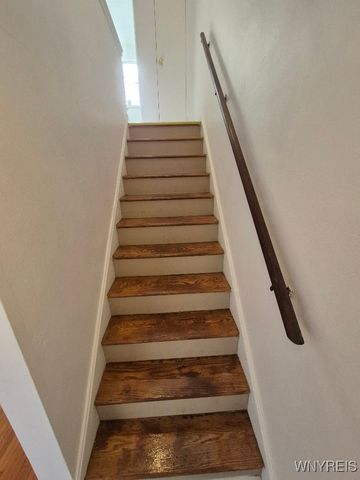 13 Bennett Village, Buffalo, NY 14214