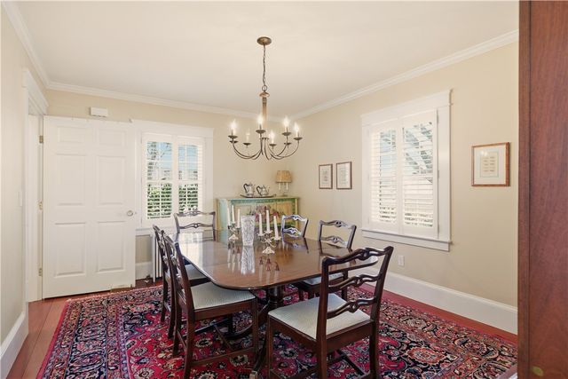 198 Gibbs Avenue, Newport, RI 02840