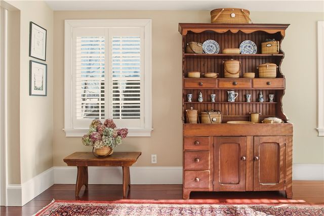 198 Gibbs Avenue, Newport, RI 02840