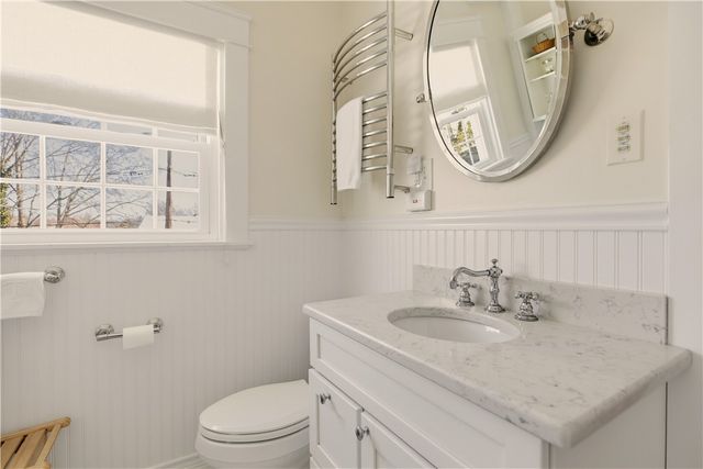 198 Gibbs Avenue, Newport, RI 02840