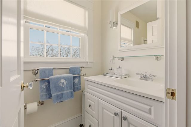 198 Gibbs Avenue, Newport, RI 02840