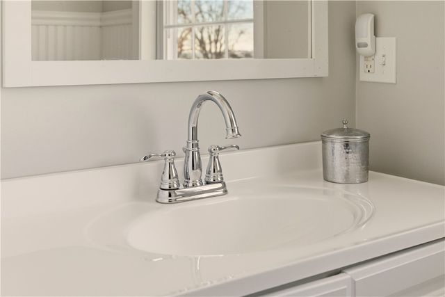 198 Gibbs Avenue, Newport, RI 02840