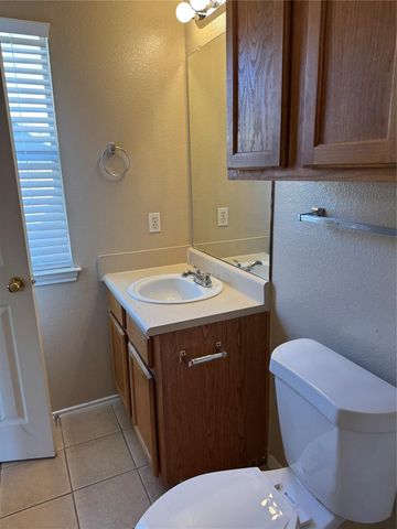 2710 Westhampton CT A, Round Rock, TX 78664