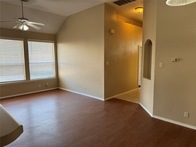 2710 Westhampton CT A, Round Rock, TX 78664