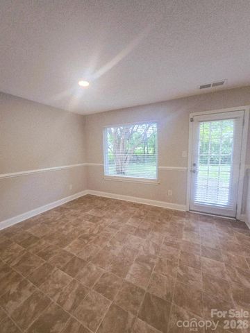 12133 Cartgate Lane, Charlotte, NC 28273