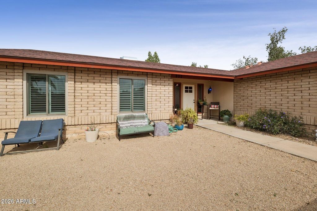 802 E MARCONI Avenue, Phoenix, AZ 85022 — photo 4