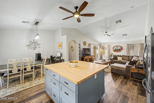 270 N EVERGREEN Street, Chandler, AZ 85225