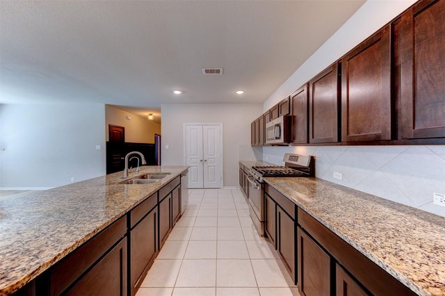 2164 Dale Street, Alvin, TX 77511