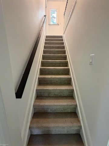 24050 Lakewood Street, Saint Clair Shores, MI 48082