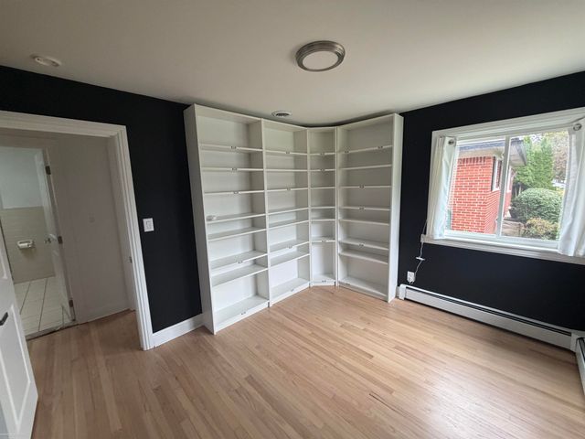 24050 Lakewood Street, Saint Clair Shores, MI 48082