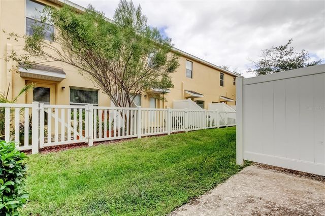 8504 GABLEBEND WAY, Tampa, FL 33647