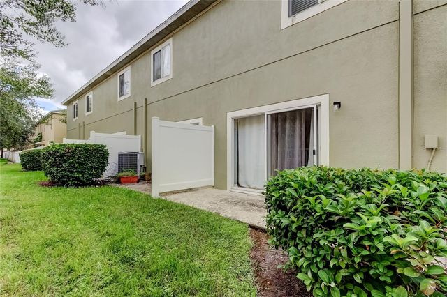 8504 GABLEBEND WAY, Tampa, FL 33647