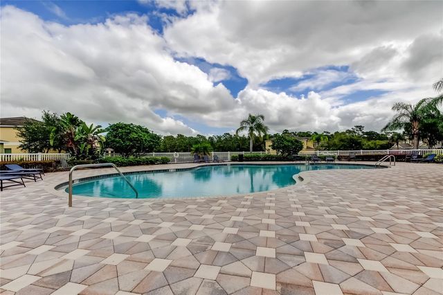 8504 GABLEBEND WAY, Tampa, FL 33647