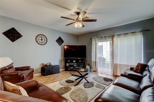 8504 GABLEBEND WAY, Tampa, FL 33647