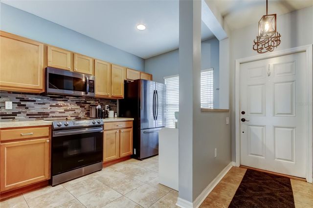 8504 GABLEBEND WAY, Tampa, FL 33647