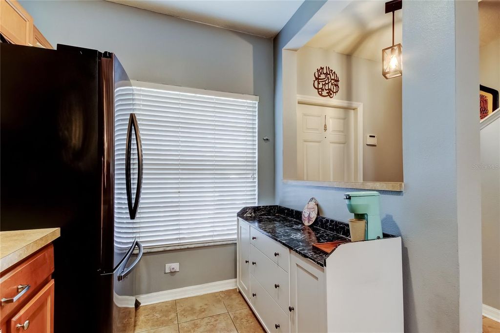 Image 17 of property listing at 8504 GABLEBEND WAY, Tampa, FL 33647