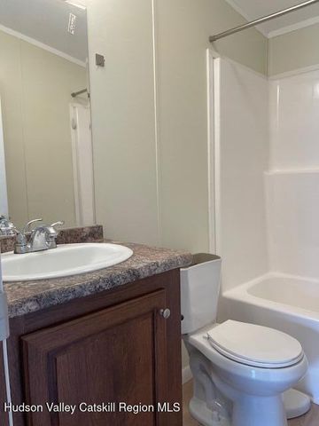 15 Kevin Lane, East Durham, NY 12423